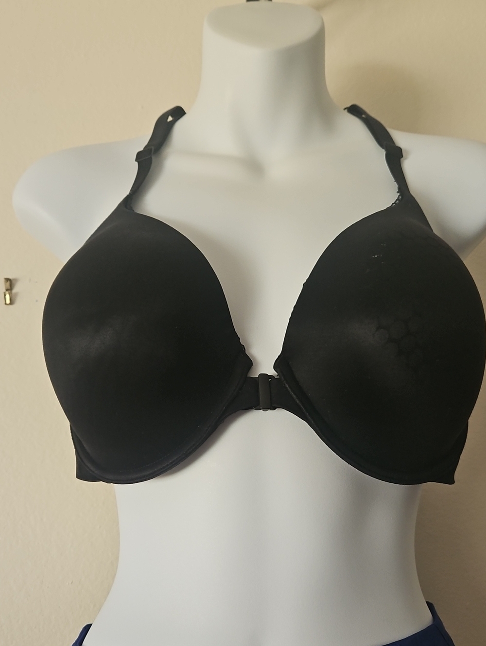Victoria's Secret Black Front-Closure T-Shirt Bra